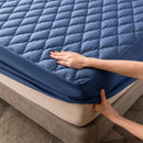 Conjunto Lençol e Fronhas Macias Impermeável e Acolchoado Matelassê - Lux lençol Importe Go 