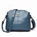 Bolsa Mikonos Couro Premium - Promoção de Natal Bolsa Mikonos Couro Premium - Promoção de Natal Importe Go Azul Ciano 