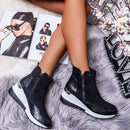 Bota Feminina de Camurça Cano Curto - CozyChic Bota Feminina de Camurça Cano Curto - CozyChic Importe Go 35 Preto 