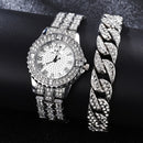 Relógio Cravejado Feminino + Pulseira de Brinde Relógio Cravejado Feminino + Pulseira de Brinde Importe Go 2 Prata 